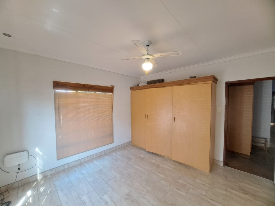 3 Bedroom Property for Sale in Safari Gardens North West